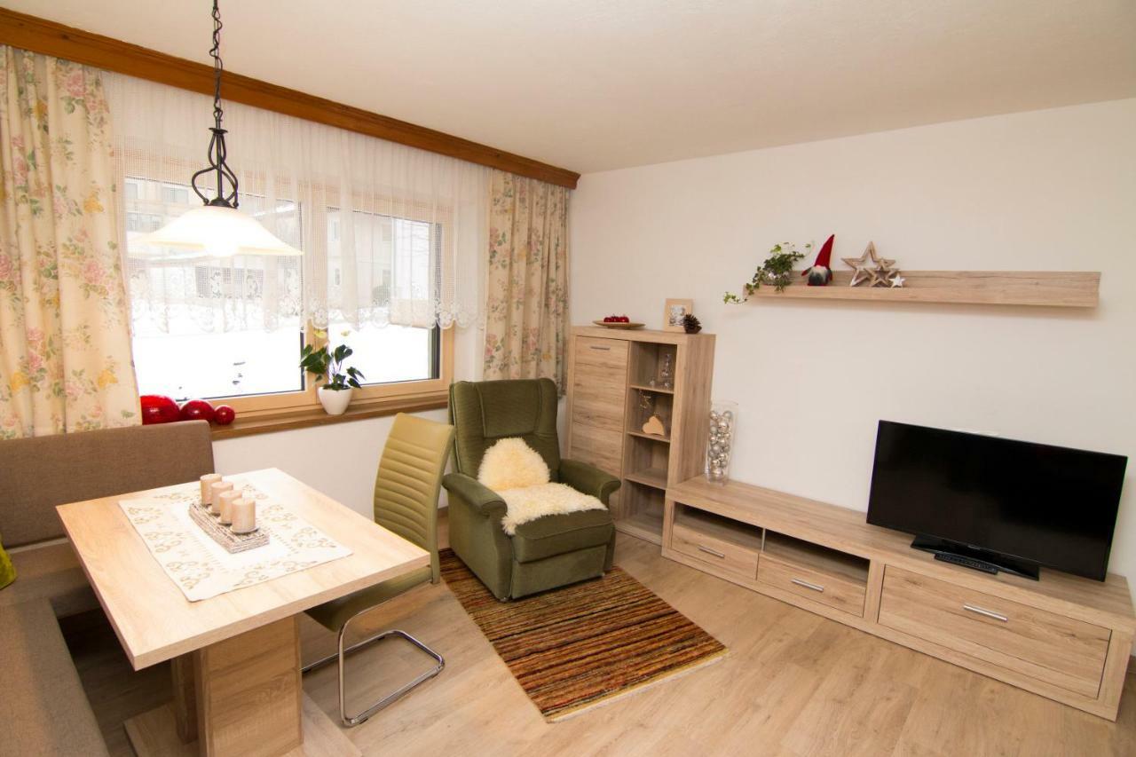 Ferienwohnung Kreidl Schlitters Exterior foto