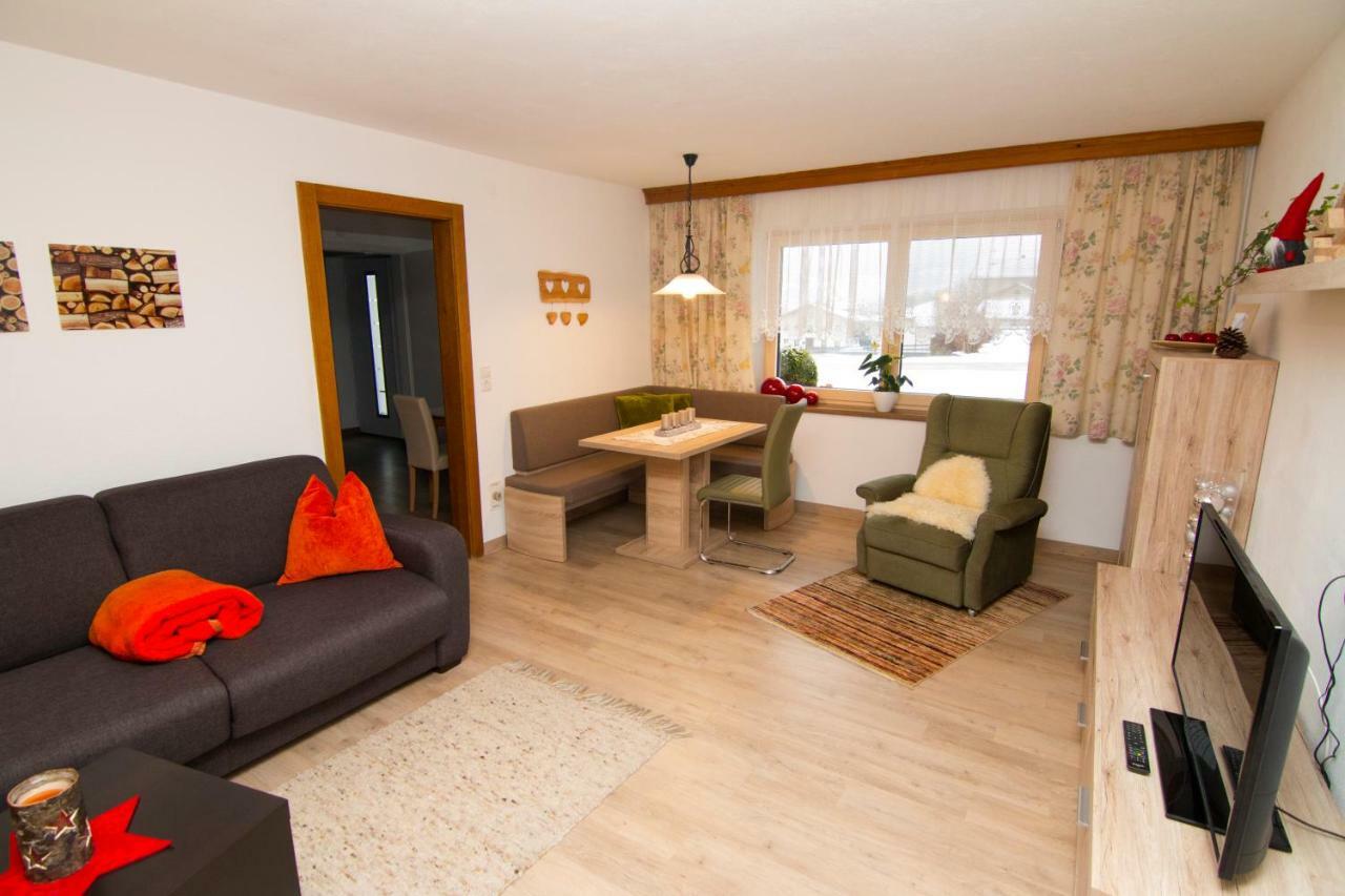 Ferienwohnung Kreidl Schlitters Exterior foto